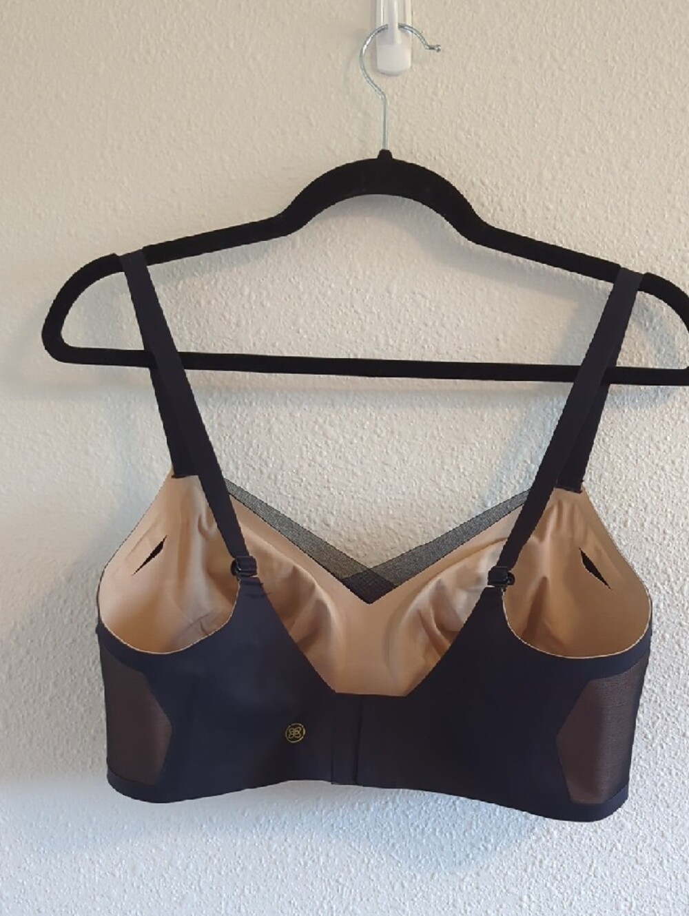 Honeylove CrossOver Bra - Black - Size XL or 38D/DD - Picture 5 of 8